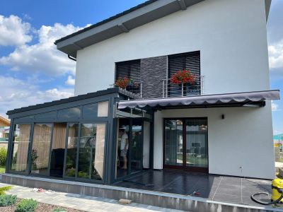 Vonkajšie žalúzie a markíza v meste Košice